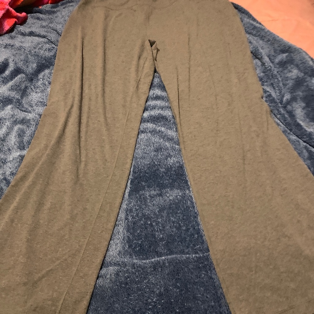 Grey sweat pants